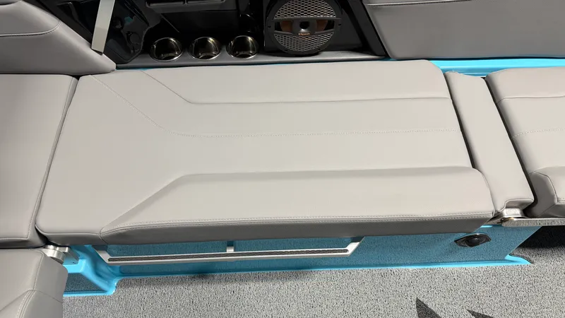 Slide: The Image of Mastercraft XT24 2024 - 44