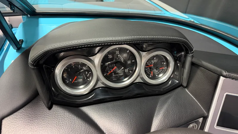 Slide: The Image of Mastercraft XT24 2024 - 71