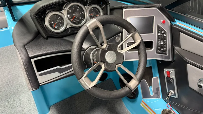 Slide: The Image of Mastercraft XT24 2024 - 73