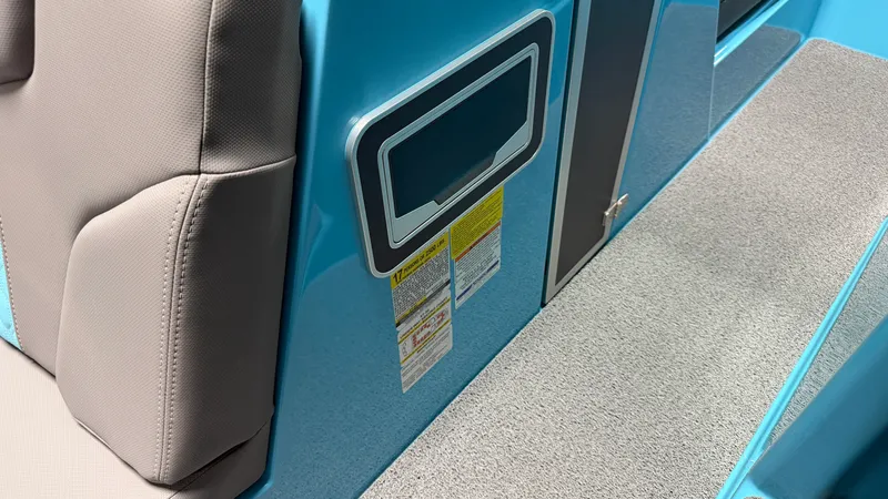 Slide: The Image of Mastercraft XT24 2024 - 75