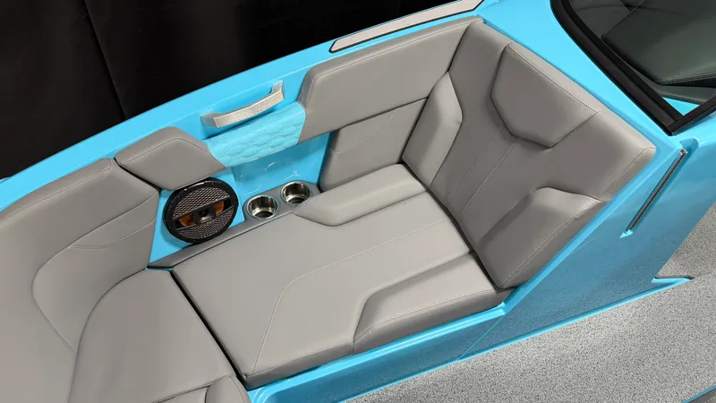 Slide: The Image of Mastercraft XT24 2024 - 86
