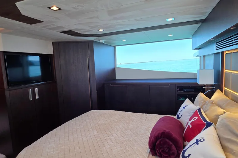 Slide: The Image of Galeon 500 Fly 2022 - 55