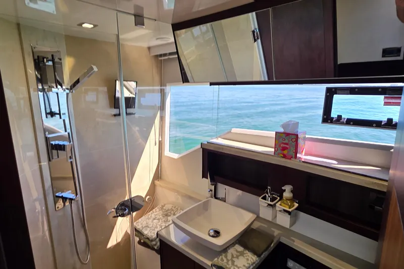 Slide: The Image of Galeon 500 Fly 2022 - 59