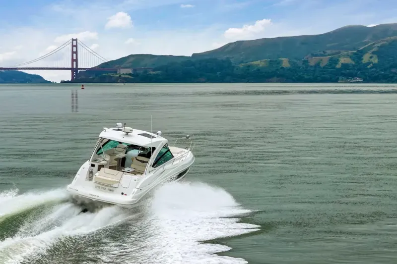 Slide: The Image of Cruisers 38 Express 2019 - 8