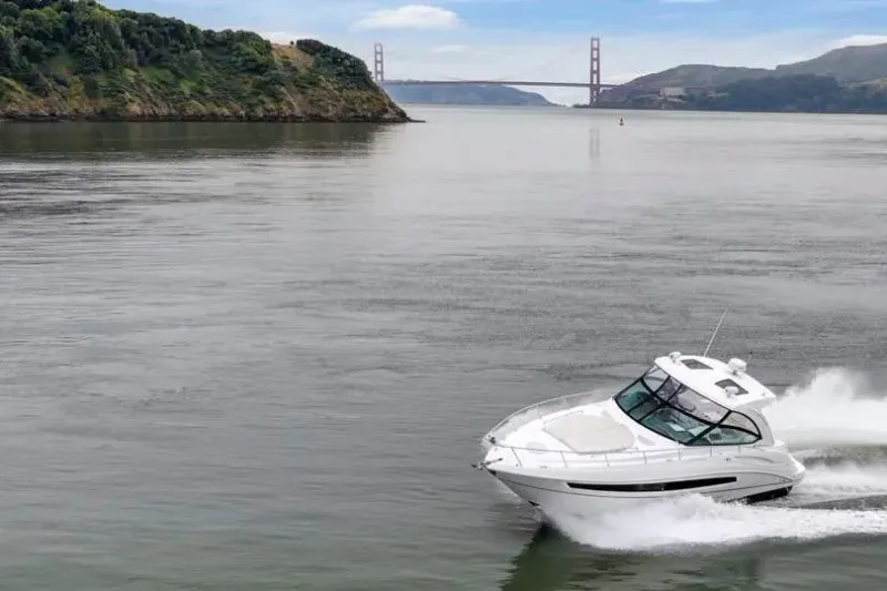 Slide: The Image of Cruisers 38 Express 2019 - 11