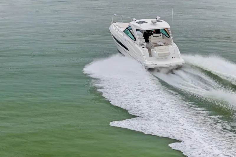 Slide: The Image of Cruisers 38 Express 2019 - 14