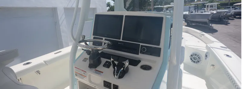 Slide: The Image of Pathfinder 2800 Hybrid 2026 - 1