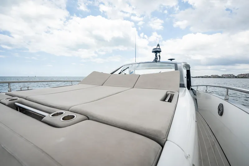 Slide: The Image of Azimut Verve 47 2021 - 30