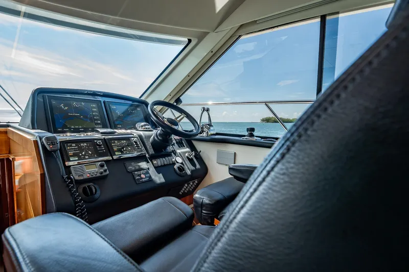 Slide: The Image of Riviera 5000 Sport Yacht 2016 - 61