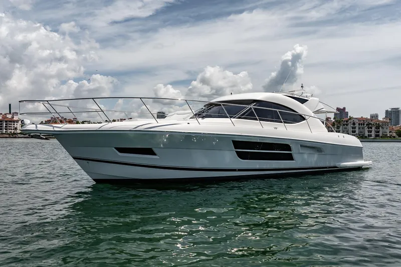 Slide: The Image of Riviera 5000 Sport Yacht 2016 - 12