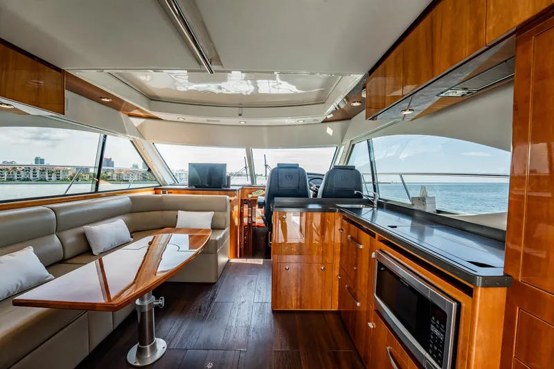 Slide: The Image of Riviera 5000 Sport Yacht 2016 - 51