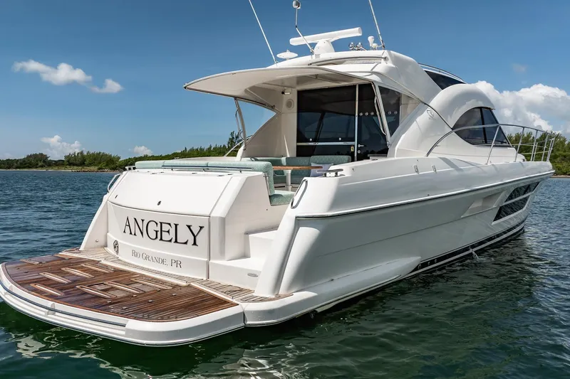 Slide: The Image of Riviera 5000 Sport Yacht 2016 - 20