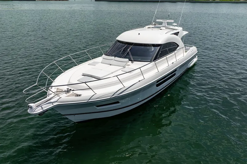 Slide: The Image of Riviera 5000 Sport Yacht 2016 - 13
