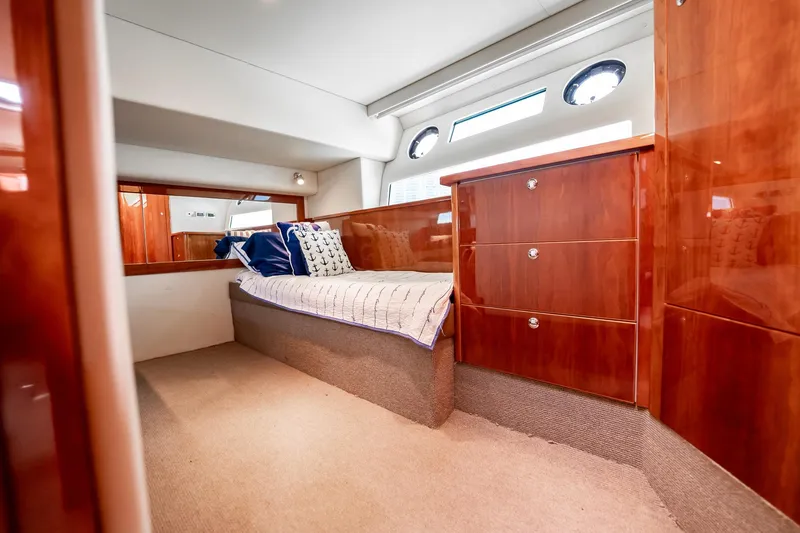 Slide: The Image of Riviera 5000 Sport Yacht 2016 - 71