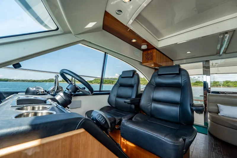 Slide: The Image of Riviera 5000 Sport Yacht 2016 - 62