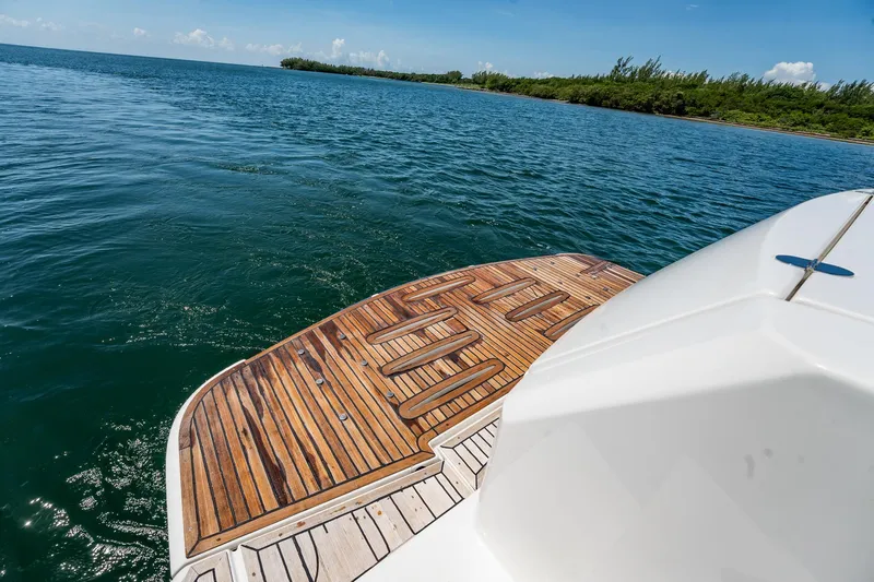 Slide: The Image of Riviera 5000 Sport Yacht 2016 - 35