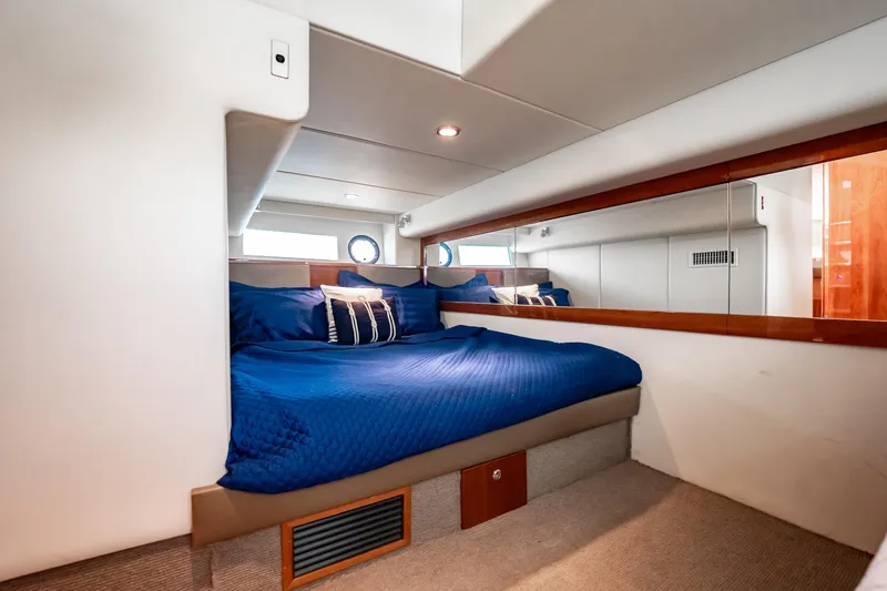 Slide: The Image of Riviera 5000 Sport Yacht 2016 - 69
