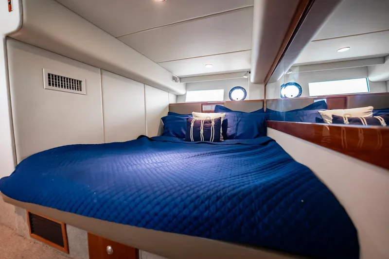 Slide: The Image of Riviera 5000 Sport Yacht 2016 - 68