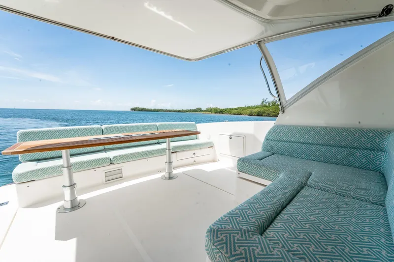 Slide: The Image of Riviera 5000 Sport Yacht 2016 - 34