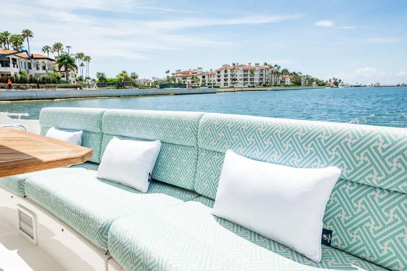 Slide: The Image of Riviera 5000 Sport Yacht 2016 - 29