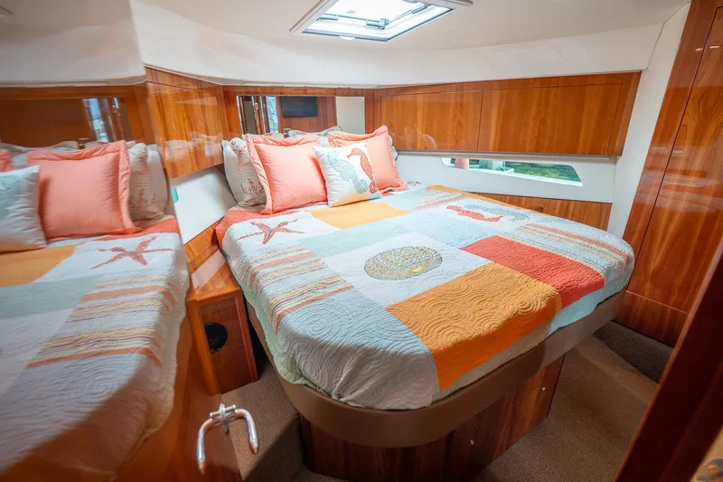 Slide: The Image of Riviera 5000 Sport Yacht 2016 - 74
