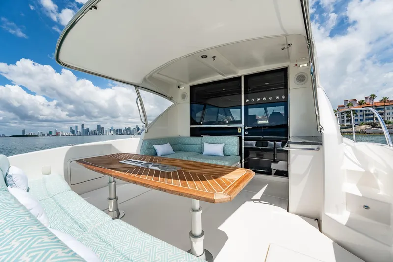 Slide: The Image of Riviera 5000 Sport Yacht 2016 - 44