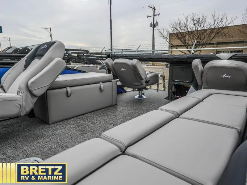 Slide: The Image of Barletta Boats A22CC 2026 - 7