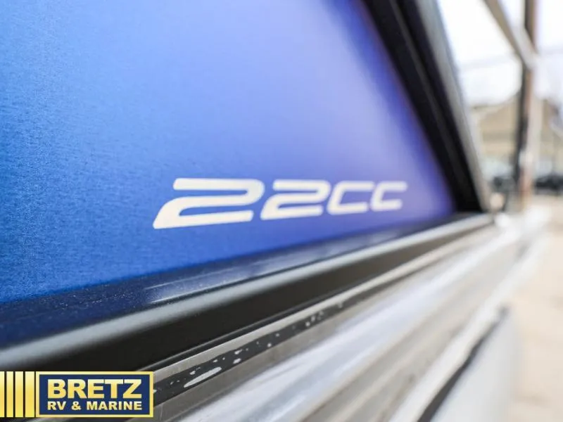 Slide: The Image of Barletta Boats A22CC 2026 - 3