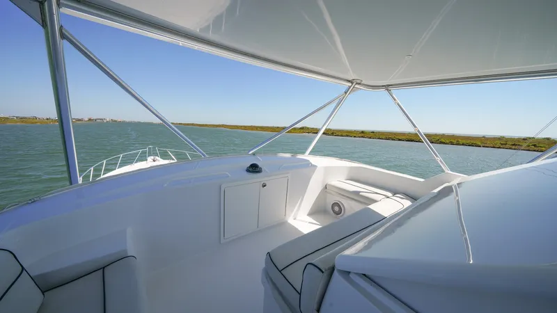 Slide: The Image of Hatteras 60 Convertible 2001 - 28