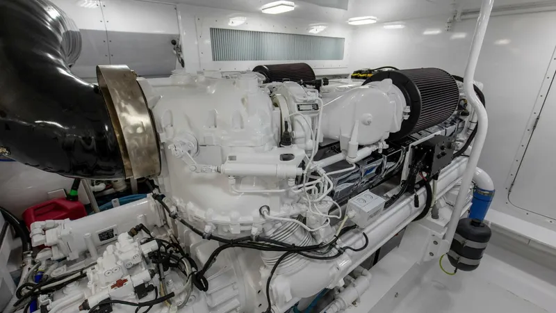 Slide: The Image of Whiticar 76 Enclosed Bridge 2005 - 61