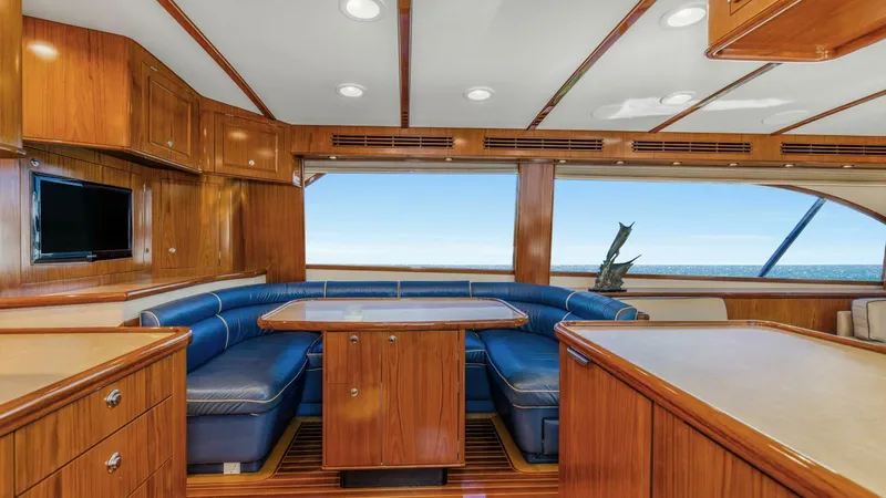 Slide: The Image of Whiticar 76 Enclosed Bridge 2005 - 8