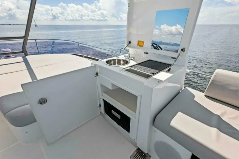 Slide: The Image of Prestige 460 Flybridge 2023 - 53