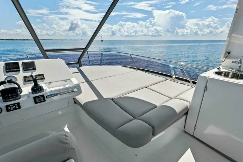 Slide: The Image of Prestige 460 Flybridge 2023 - 55