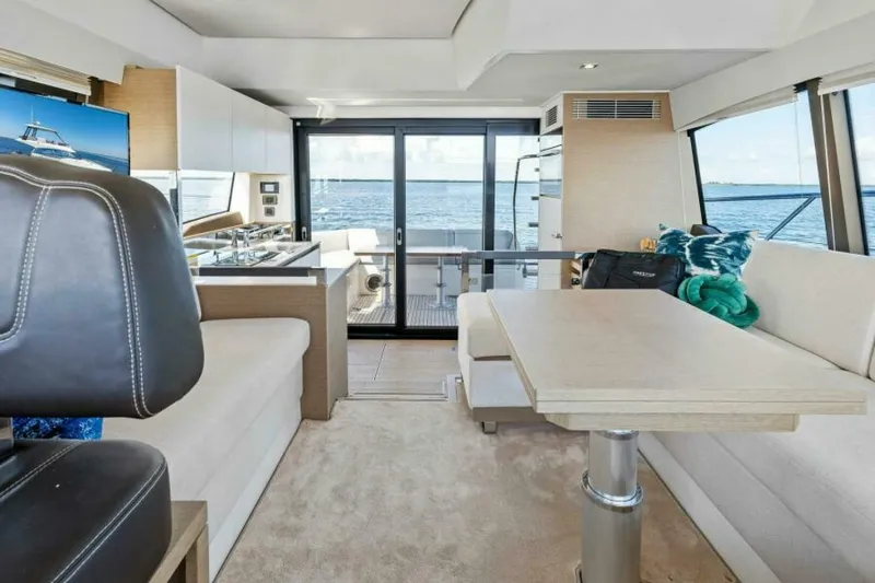 Slide: The Image of Prestige 460 Flybridge 2023 - 8
