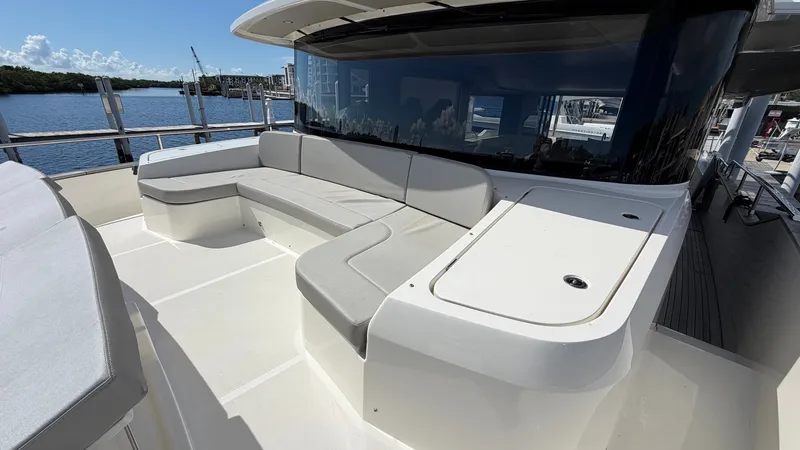 Slide: The Image of Absolute Navetta 58 2026 - 43