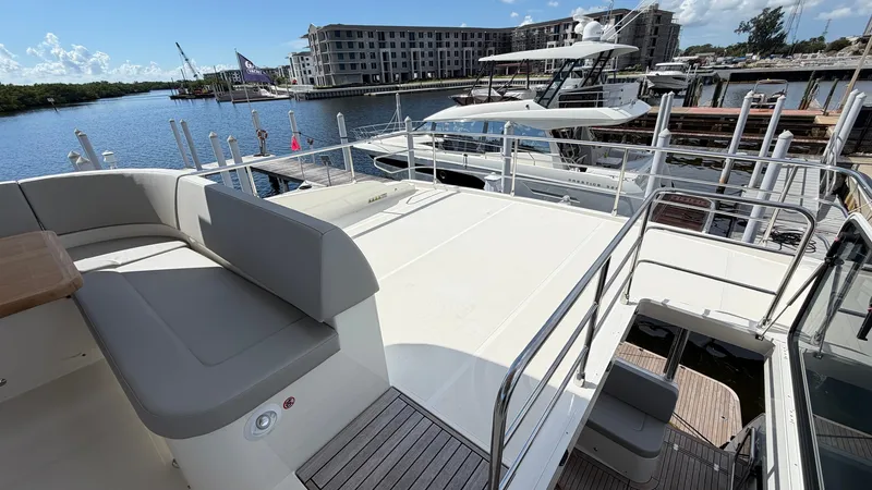 Slide: The Image of Absolute Navetta 58 2026 - 41