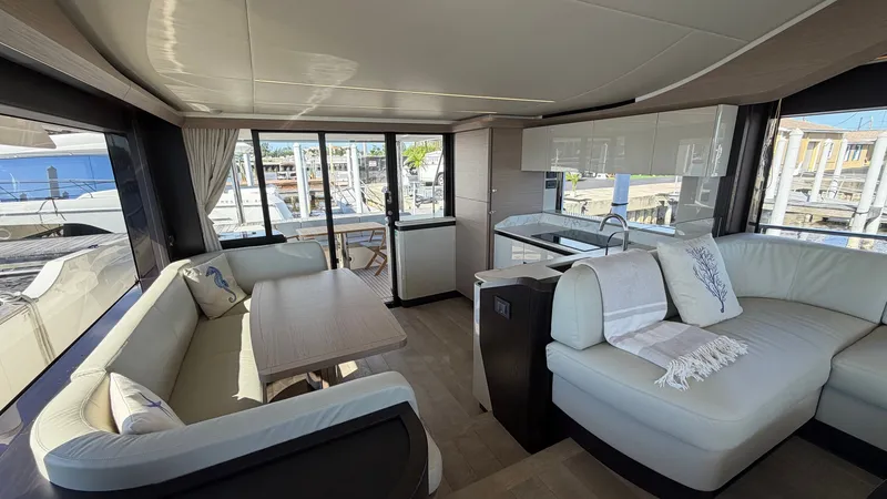 Slide: The Image of Absolute Navetta 58 2026 - 13