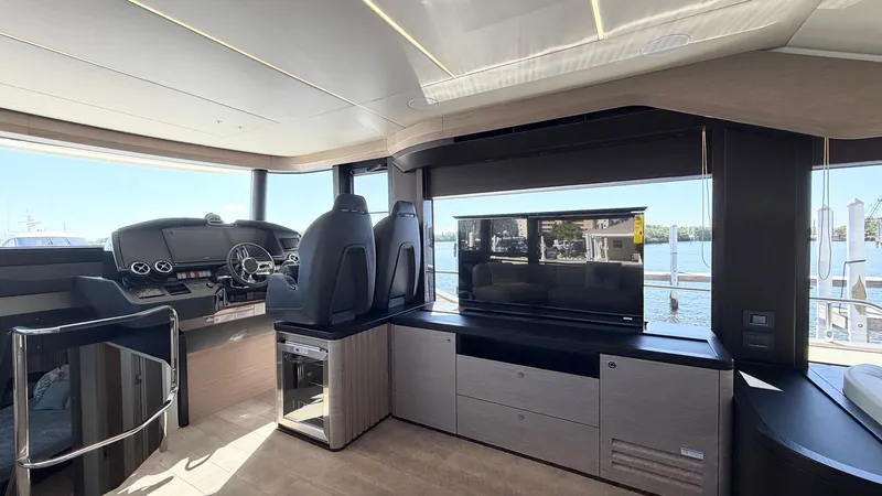 Slide: The Image of Absolute Navetta 58 2026 - 14