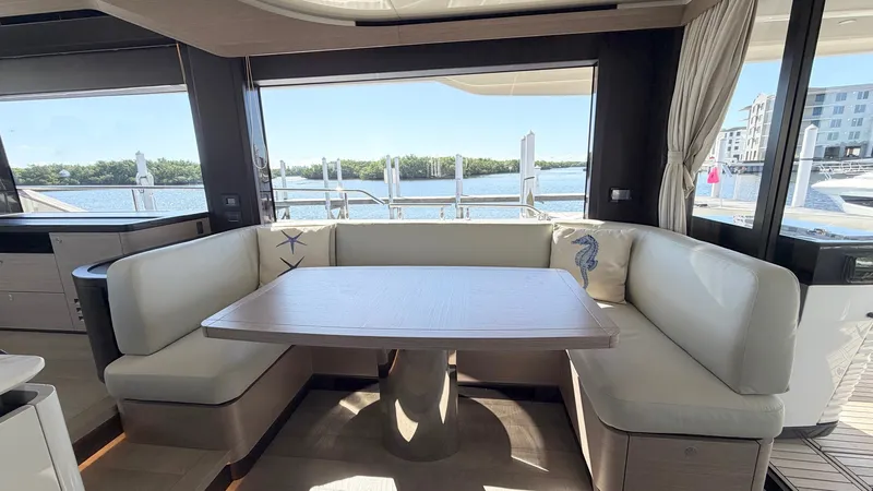 Slide: The Image of Absolute Navetta 58 2026 - 9