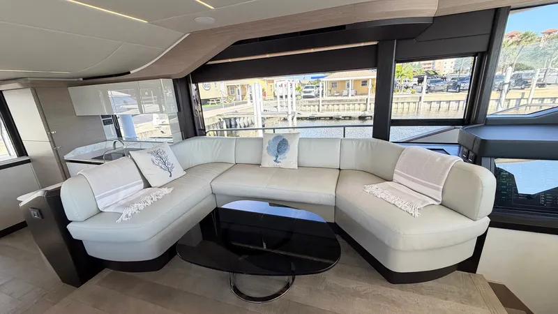 Slide: The Image of Absolute Navetta 58 2026 - 10
