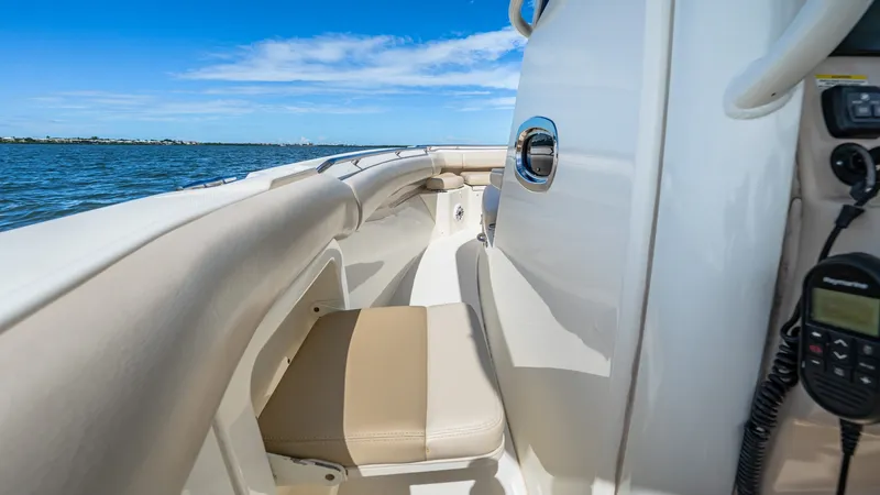 Slide: The Image of Boston Whaler 280 Outrage 2019 - 71