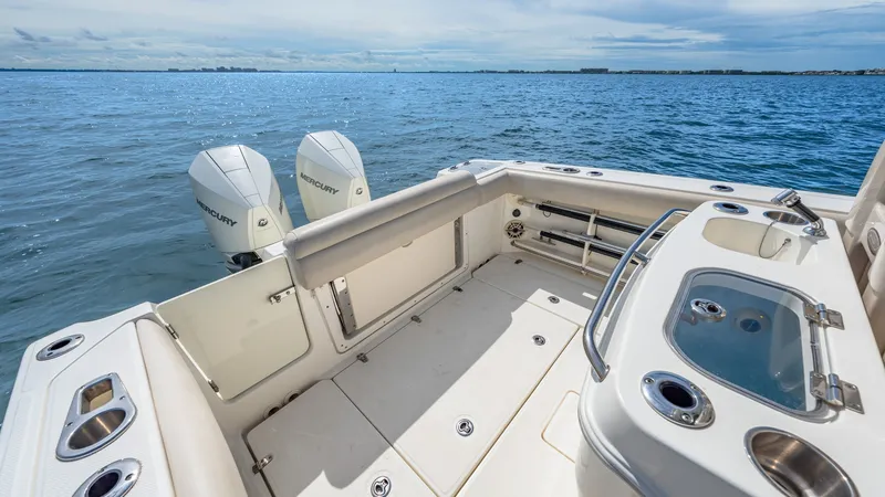 Slide: The Image of Boston Whaler 280 Outrage 2019 - 57