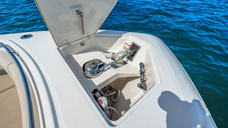 Slide: The Image of Boston Whaler 280 Outrage 2019 - 81