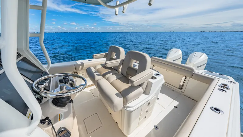 Slide: The Image of Boston Whaler 280 Outrage 2019 - 69