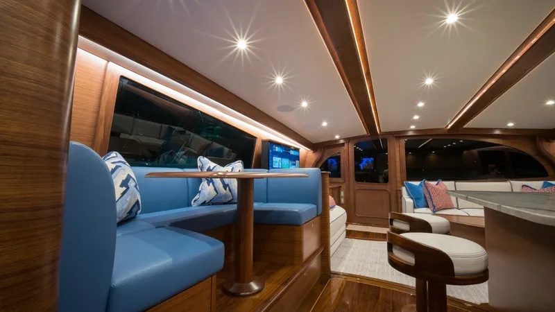Slide: The Image of Winter Custom 75 Open Convertible 2026 - 8