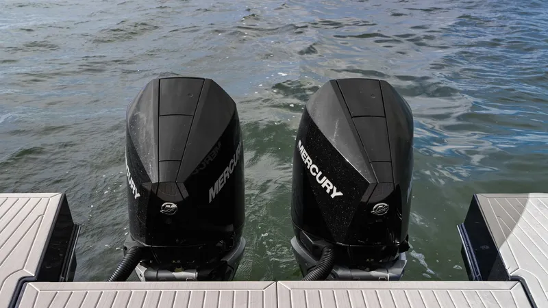 Slide: The Image of Cruisers 34 GLS 2022 - 6