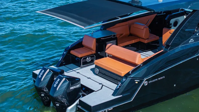 Slide: The Image of Cruisers 34 GLS 2022 - 41