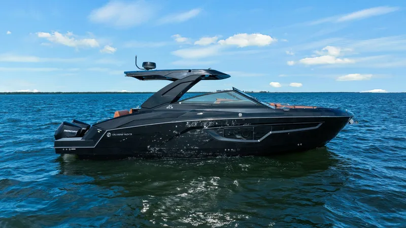 Slide: The Image of Cruisers 34 GLS 2022 - 51