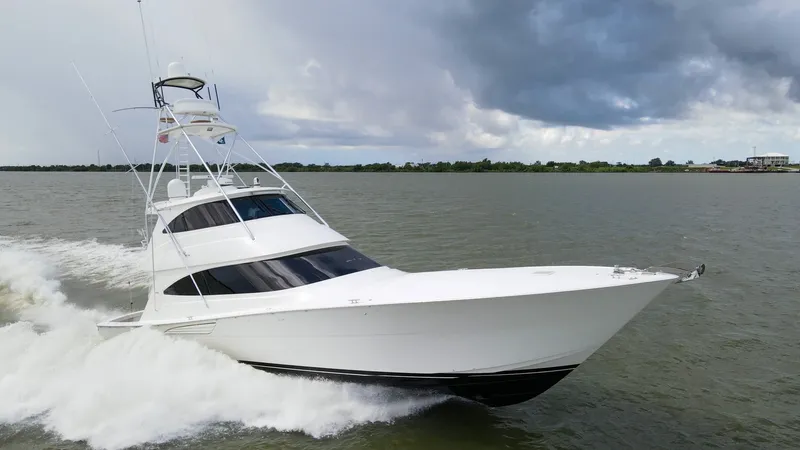 The Image of Viking 72 Enclosed Bridge 2017 - 0