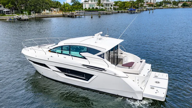 Slide: The Image of Cruisers Cantius 46 2019 - 68